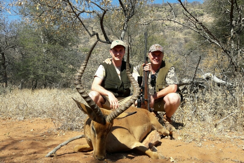 Poľovačka v Južnej Afrike / Poľovačka na lacné balíky v Juhoafrickej republike